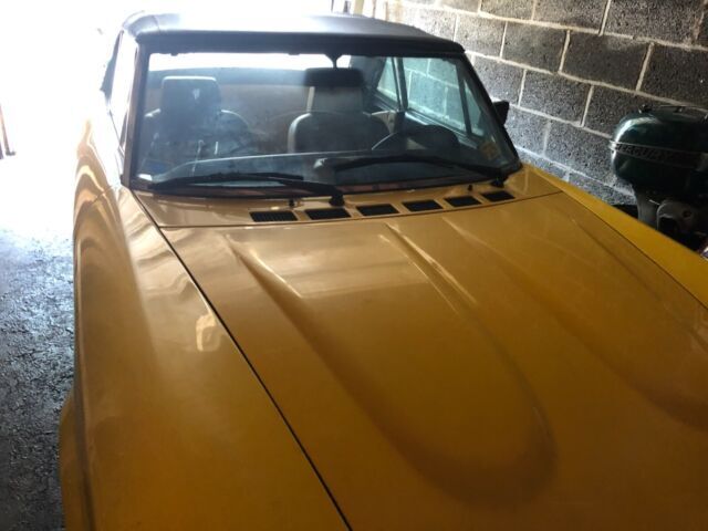 1981 FIAT 2000 SPIDER CONVERTABLE SIGNED BY JOEY KRAMER THE AEROSMITH DRUMMER 1981 Fiat 124 Spider