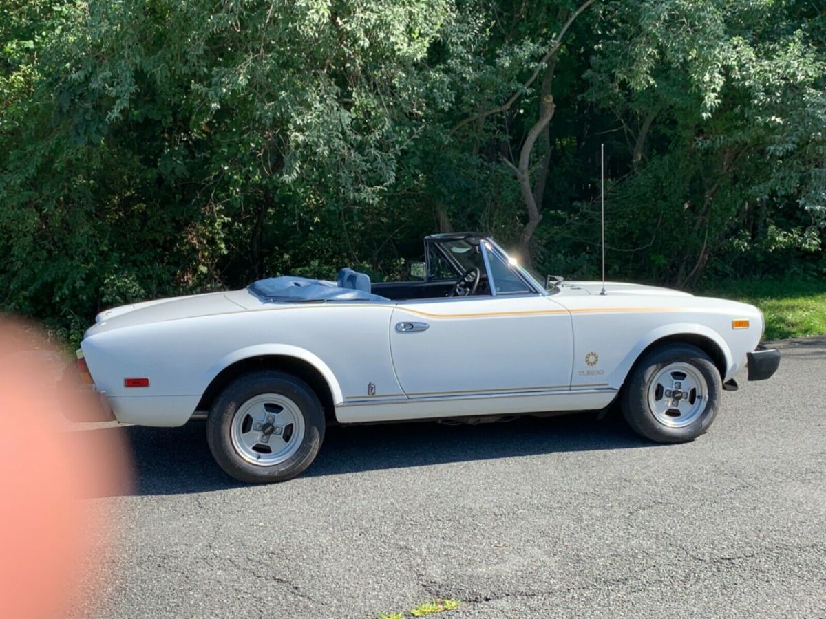 1981 Fiat 124 Spider Turbo - photo 5
