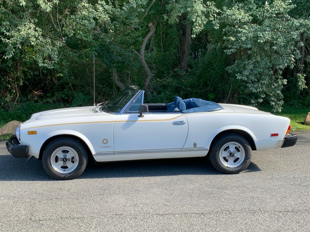 1981 Fiat 124 Spider Turbo - photo 9