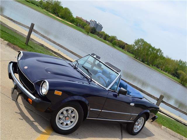 1981 Fiat spider 2000 blue - photo 9