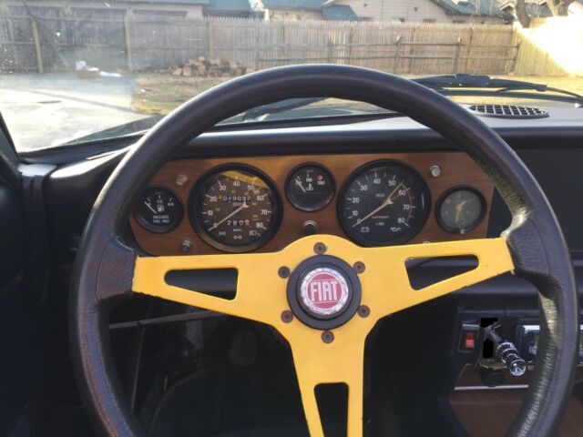 1981 Fiat 124 Spider - photo 9