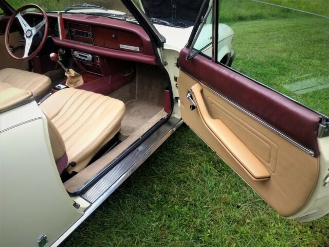 1981 Fiat 124 Spider Pinafarina - photo 4