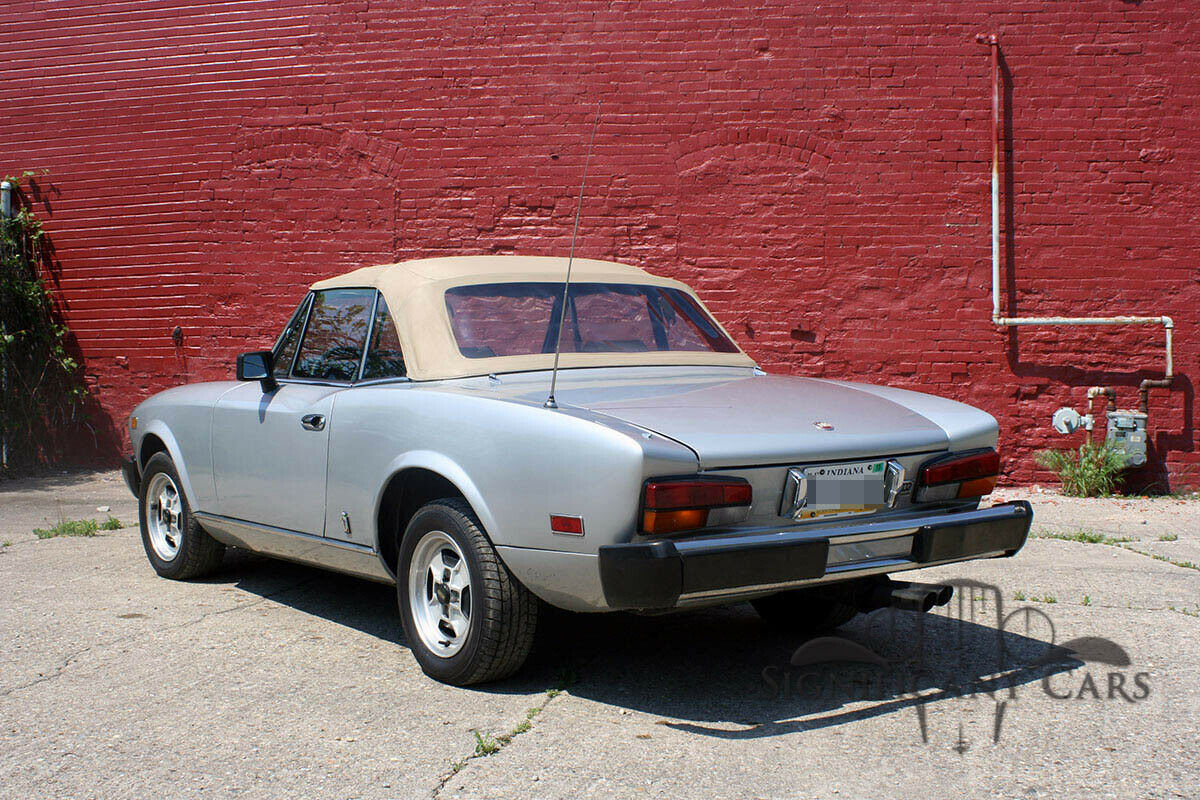 1981 Fiat 124 Spider 2000 - photo 3