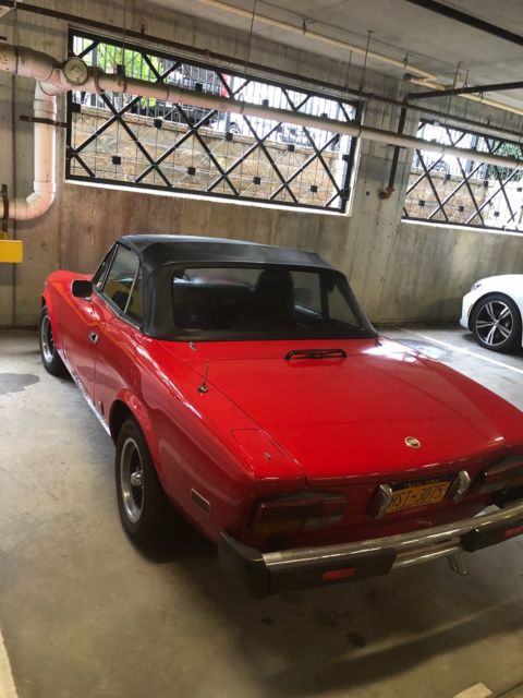 1981 Fiat 124 Spider red - photo 4