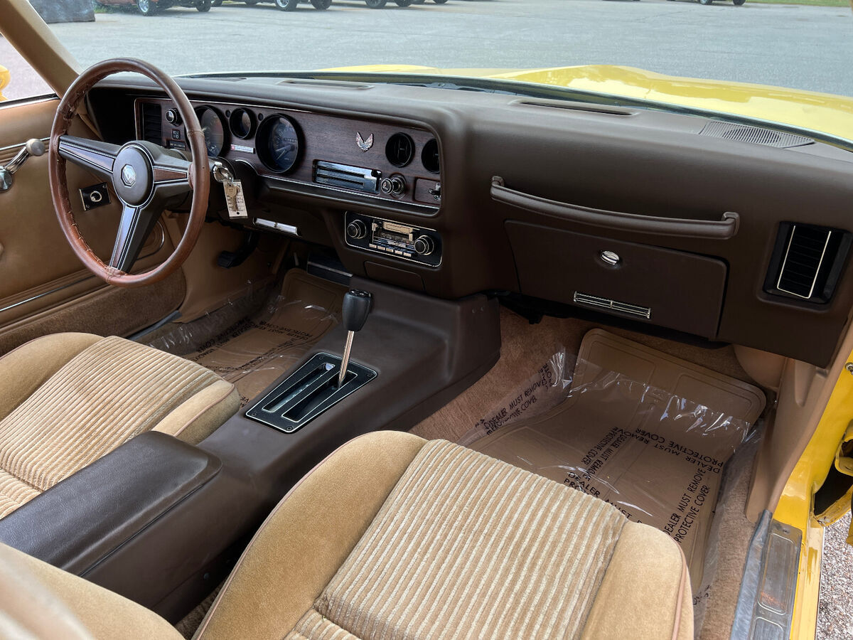 1981 Pontiac Firebird Esprit 3.8L - V6, AC, Only 57k miles, Yellow - photo 13