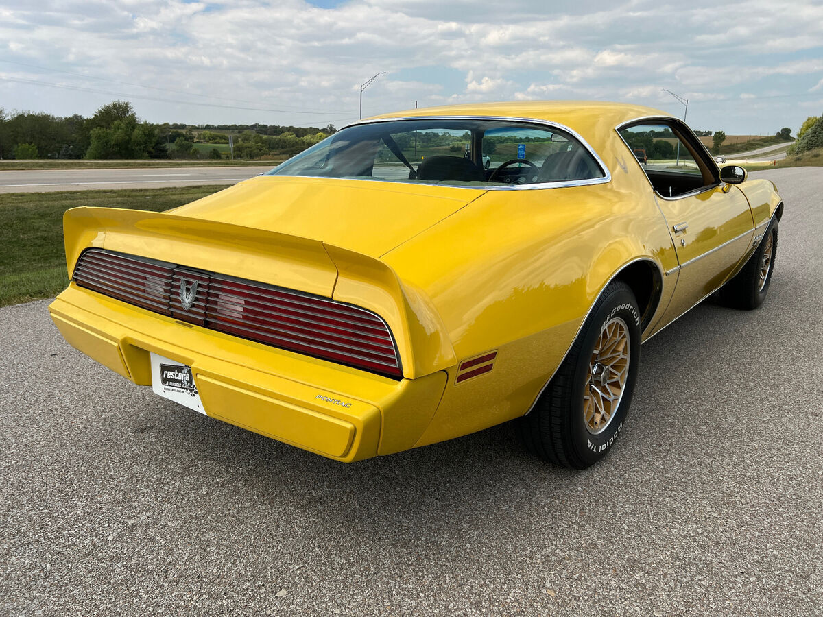 1981 Pontiac Firebird Esprit 3.8L - V6, AC, Only 57k miles, Yellow - photo 9