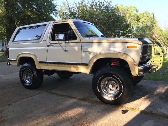 1981 Ford Bronco Xlt - photo 2