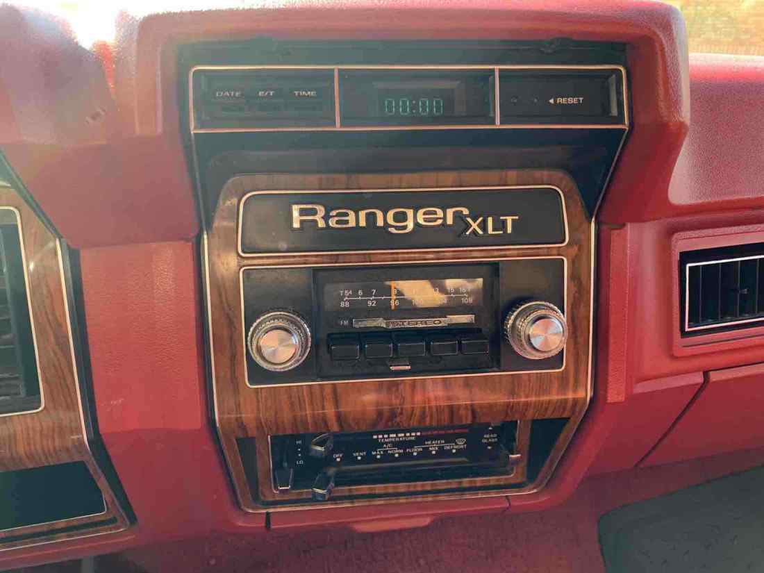 1981 Ford Bronco U100 - photo 11