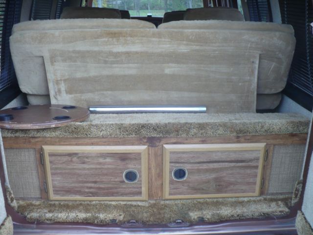 1981 Ford E-Series Van - photo 11