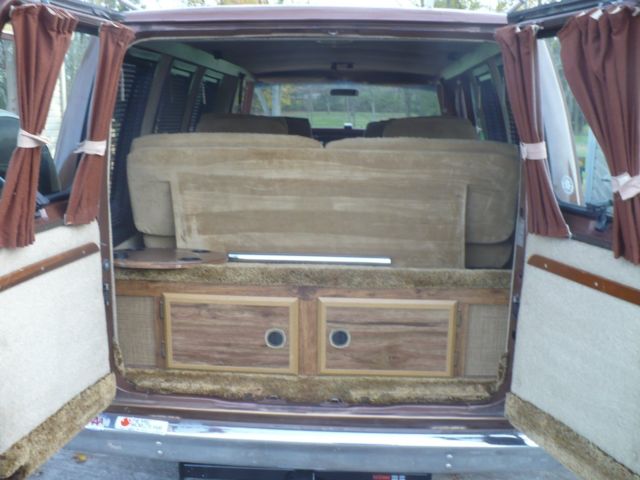 1981 Ford E-Series Van - photo 9