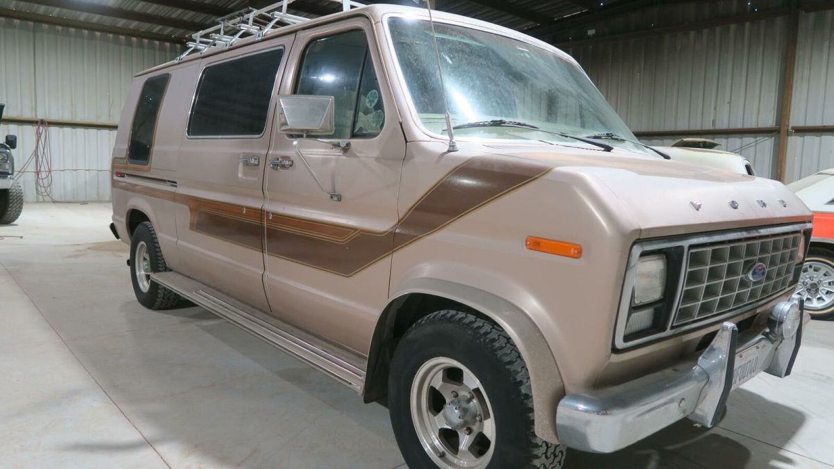 1981 Ford E-Series Cargo Van SCROLL DOWN AND CLICK READ MORE TO VIEW PICS! - photo 4