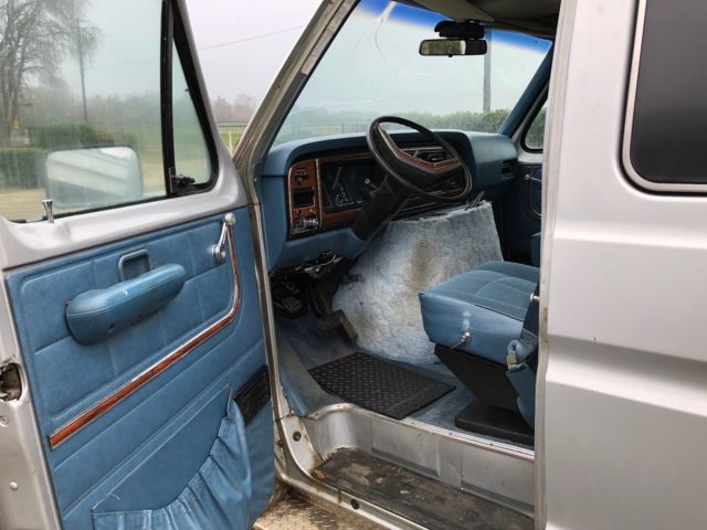 1981 Ford E-Series Van - photo 4