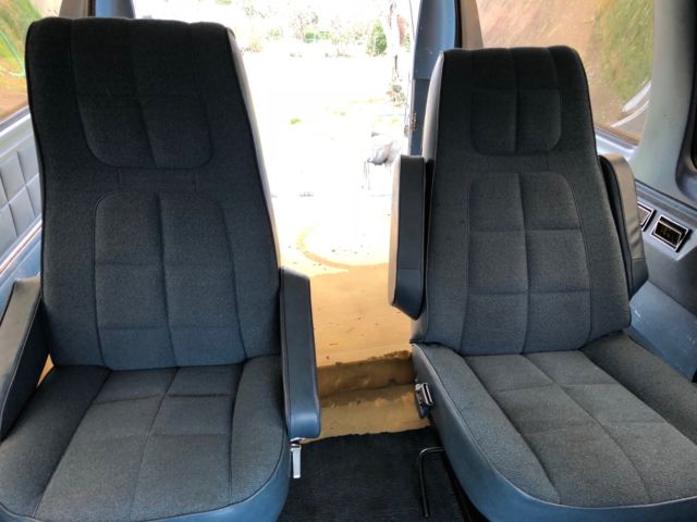 1981 Ford E-Series Van - photo 5