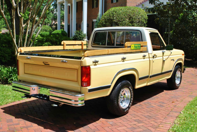 1981 Ford F-100 Custom Beautiful Truck Low Miles Drives Extremely Well short box 1981 Ford F-100 Custom Low Miles Amazing Condition! Must See!
