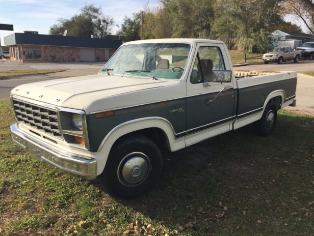 1981 Ford F-100 - photo 2