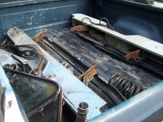 1981 Ford F-100 - photo 7