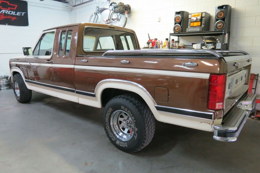 1981 Ford F-150 short bed - photo 5