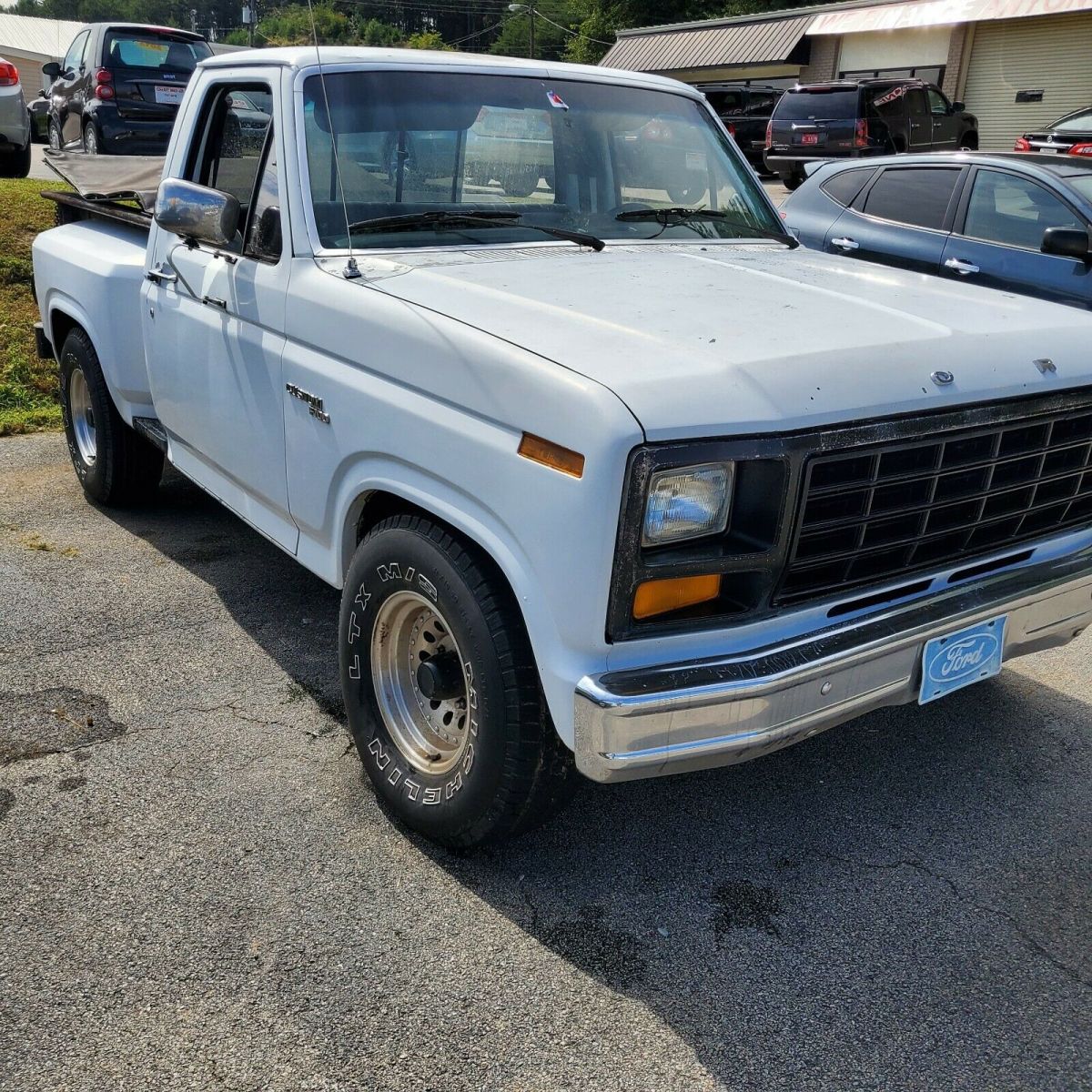 1981 FORD F100 4X4 RARE HTF STEPSIDE RUST FREE BARNYARD FIND AC,PS, DISC BRAKES 1981 Ford F-100 CUSTOM