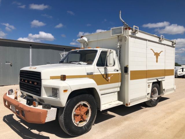 1981 FORD F600, 8.2 DETROIT DIESEL, AUTOMATIC, 77,000 ORIGINAL MILES 1981 Ford Other Pickups