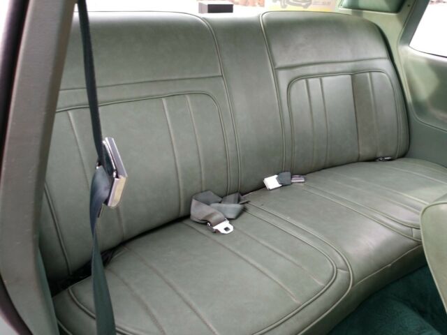 1981 Ford Granada - photo 9