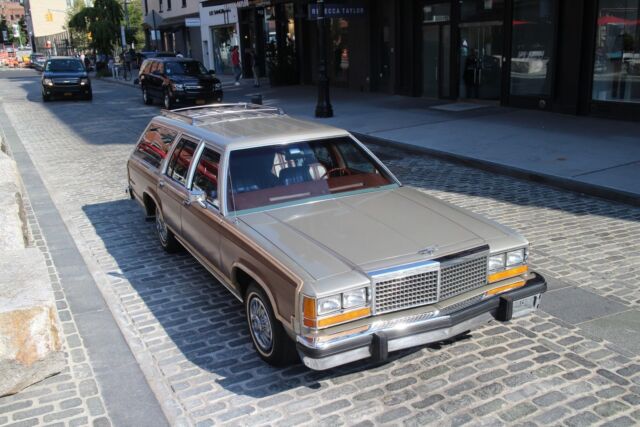 1981 Ford LTD Country Squire -- - photo 10