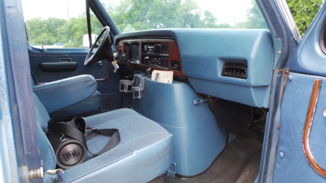 1981 Ford E-Series Van CLUB WAGON - photo 12