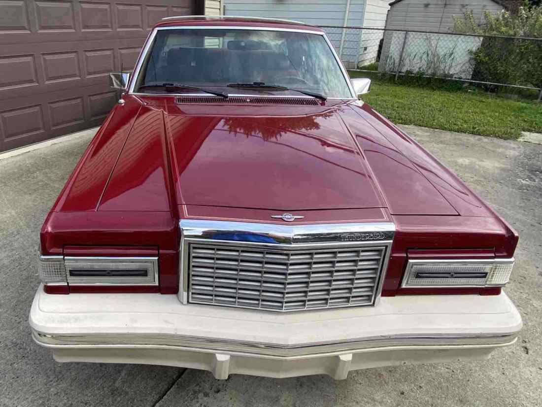 1981 Ford Thunderbird - photo 2
