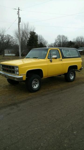 1981 GMC JIMMY K-10 TRUCK 4-WHEEL DRIVE V-8 1981 GMC Jimmy K-10