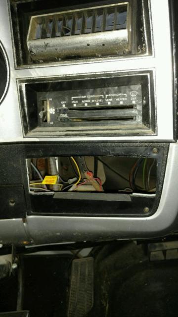 1981 GMC Jimmy K-10 - photo 9