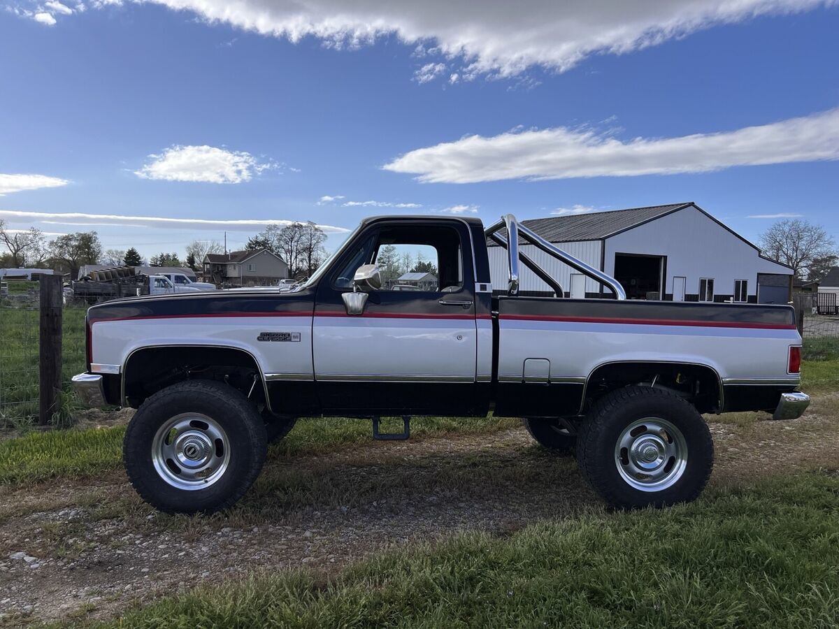 1981 GMC Sierra 1500 - photo 2
