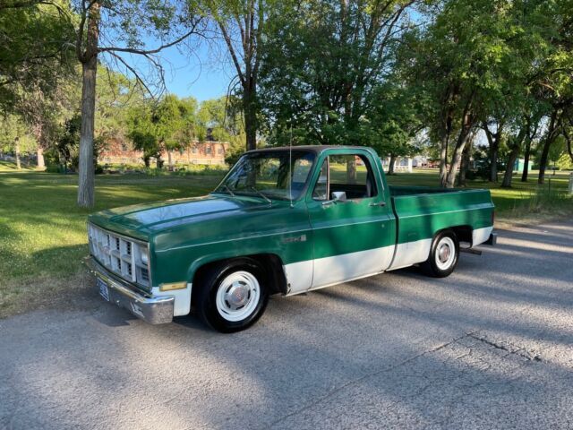 1981 gmc sierra 1500 C-10 Short box 2wd **NO RESERVE** 1981 GMC Sierra 1500