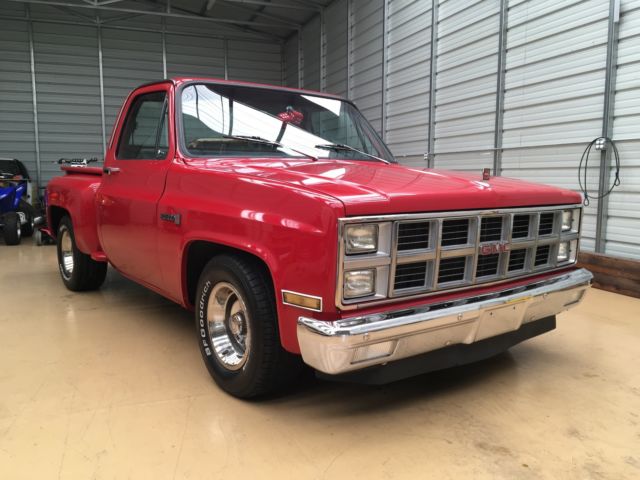 1981 GMC Sierra Step side short bed with A/C 1981 Chevrolet C-10
