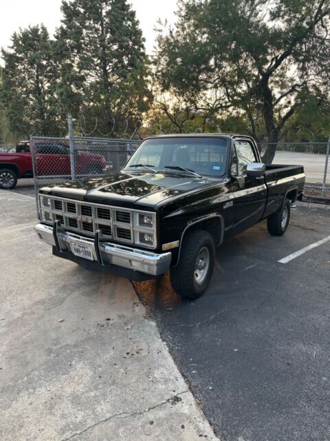 1981 GMC Truck 1500 High Sierra 4X4 Long Bed LS Conversion 1981 GMC Sierra 1500