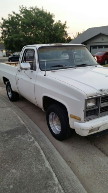 1981 GMC truck short bed Fleetside, Chevy, C10, High Sierra Scottsdale Silverado 1981 GMC C15/C1500 Pickup