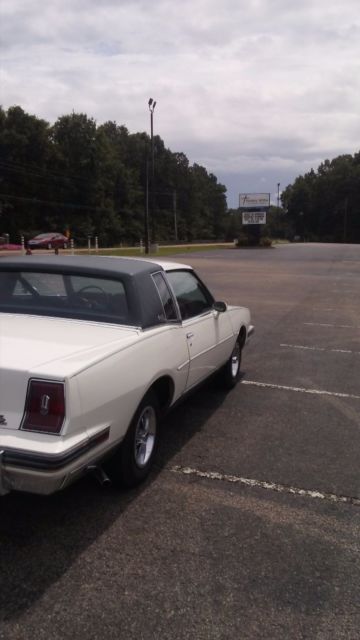 1981 Pontiac Grand Prix Brougham - photo 10