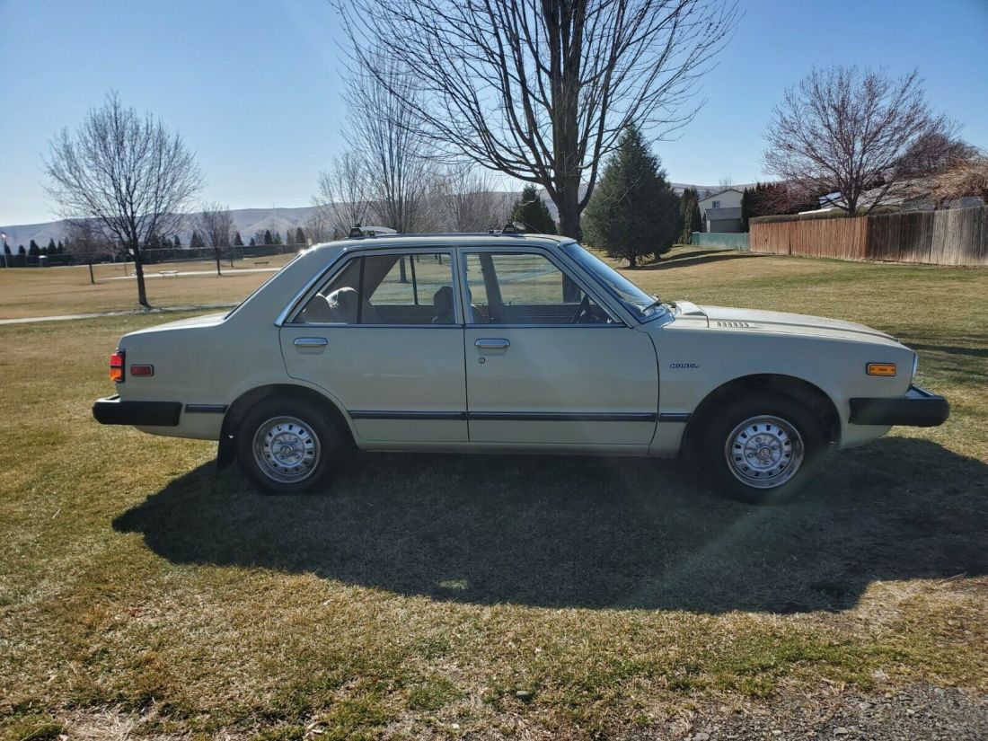 1981 Honda Accord - photo 2