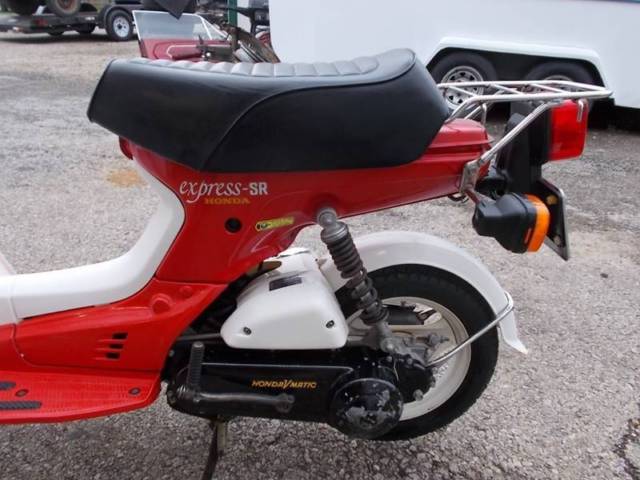1981 Honda EXPRESS SR 50 -- - photo 9