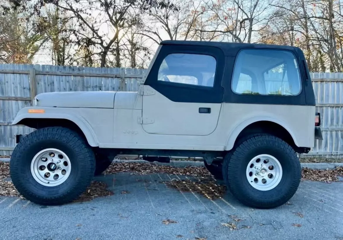 1981 Jeep CJ-7 - photo 3