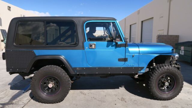 1981 Jeep CJ CJ8 327 CHEVY FUEL INJECTED! P/S! CLEAN! 1981 Jeep CJ CJ8 327 CHEVY FUEL INJECTED! P/S! CLEAN!