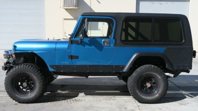 1981 Jeep CJ CJ8 327 CHEVY FUEL INJECTED! P/S! CLEAN! - photo 2