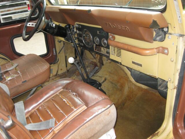 1981 Jeep CJ Laredo - photo 12