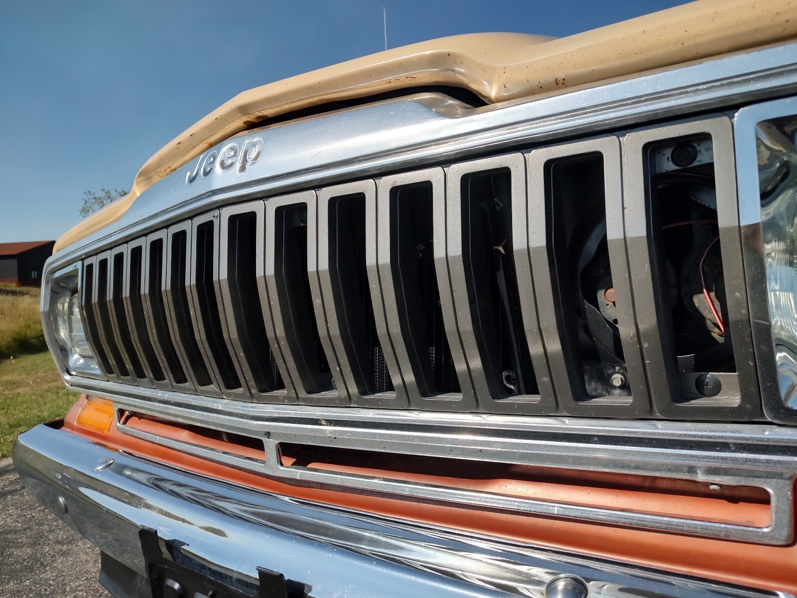 1981 Jeep J10 Custom Trim w/Western Weave cloth interior - photo 3