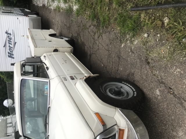 1981 Jeep J20 - photo 8
