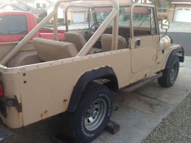 1981 Jeep Scrambler CJ-8 2-oor 4.2L HOLLEY FUEL INJECTION 1981 Jeep SCRAMBLER CJ-8 SC