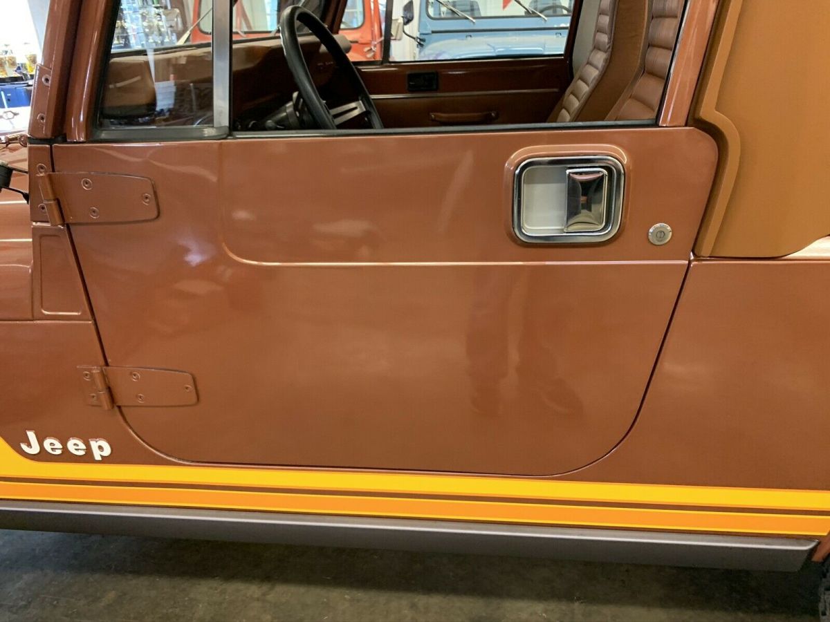 1981 Jeep scrambler cj8 - photo 3