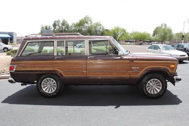 1981 Jeep Wagoneer Limited 4X4 - photo 8