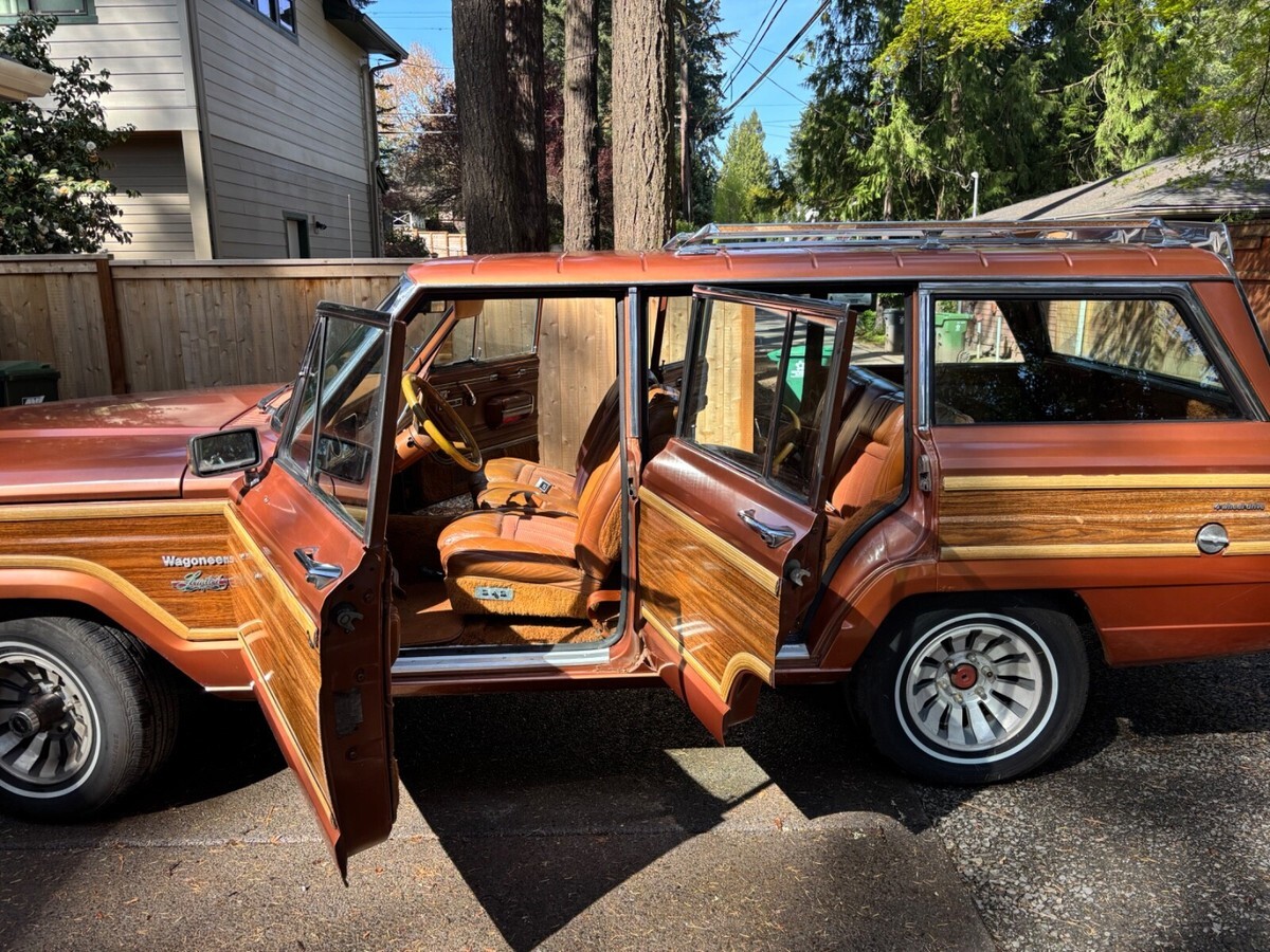 1981 Jeep Wagoneer Limited - photo 4
