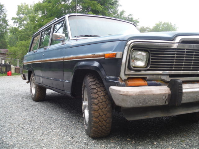 1981 Jeep Wagoneer - photo 2