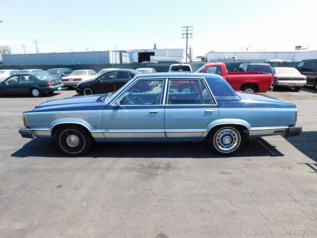 1981 Ford Granada L - photo 2