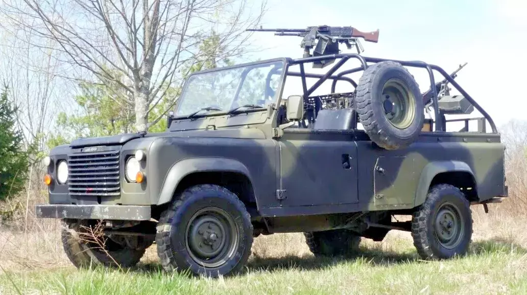 1981 Land Rover Defender 110 Diesel with 5 speed great shape drive home 1980 Land Rover Defender